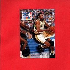 1993-94 SkyBox Premium Sam Perkins #12 Seattle SuperSonics