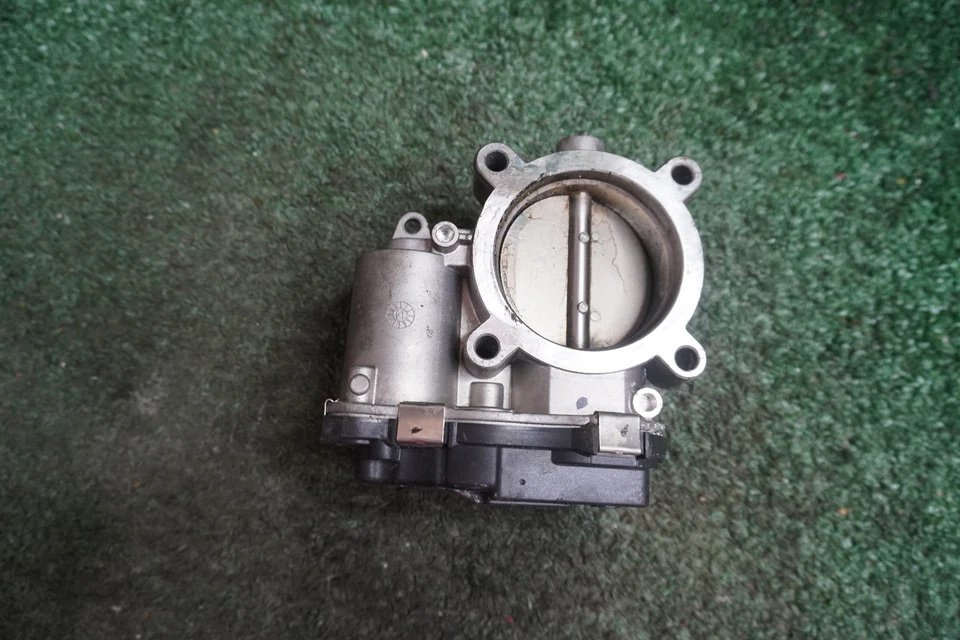 2015 2016 JEEP Cherokee 2.4L THROTTLE BODY OEM 69K Miles 04891970AB - Image 2 of 4