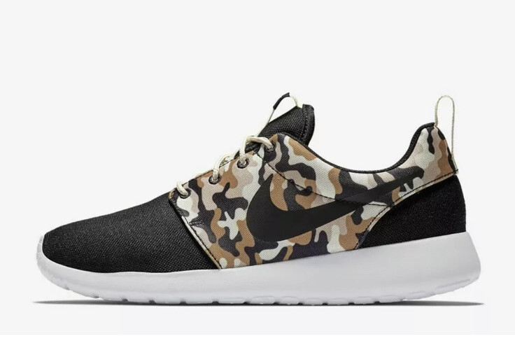 nike men's roshe one se camo shoes