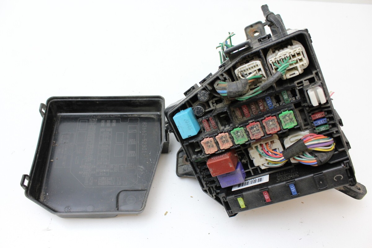 2007 Toyota Yaris Fuse Box Location Toyota Yaris 2001 Stereo Fuse