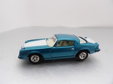 1975 Chevy Camaro 2000 Johnny Lightning Classic Gold Collection 164 1975 Chevy Camaro 2000 Johnny Lightning Classic Gold Collection 164