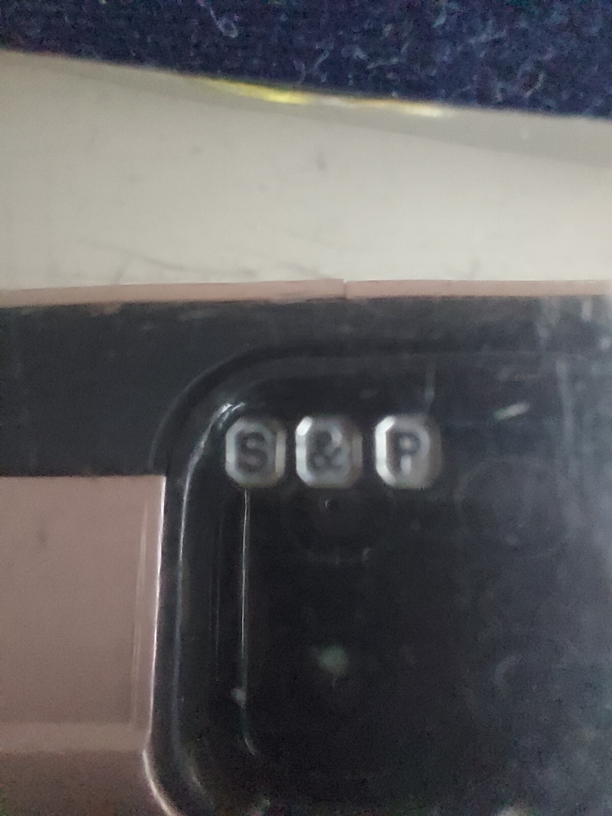Picture 3 of 4