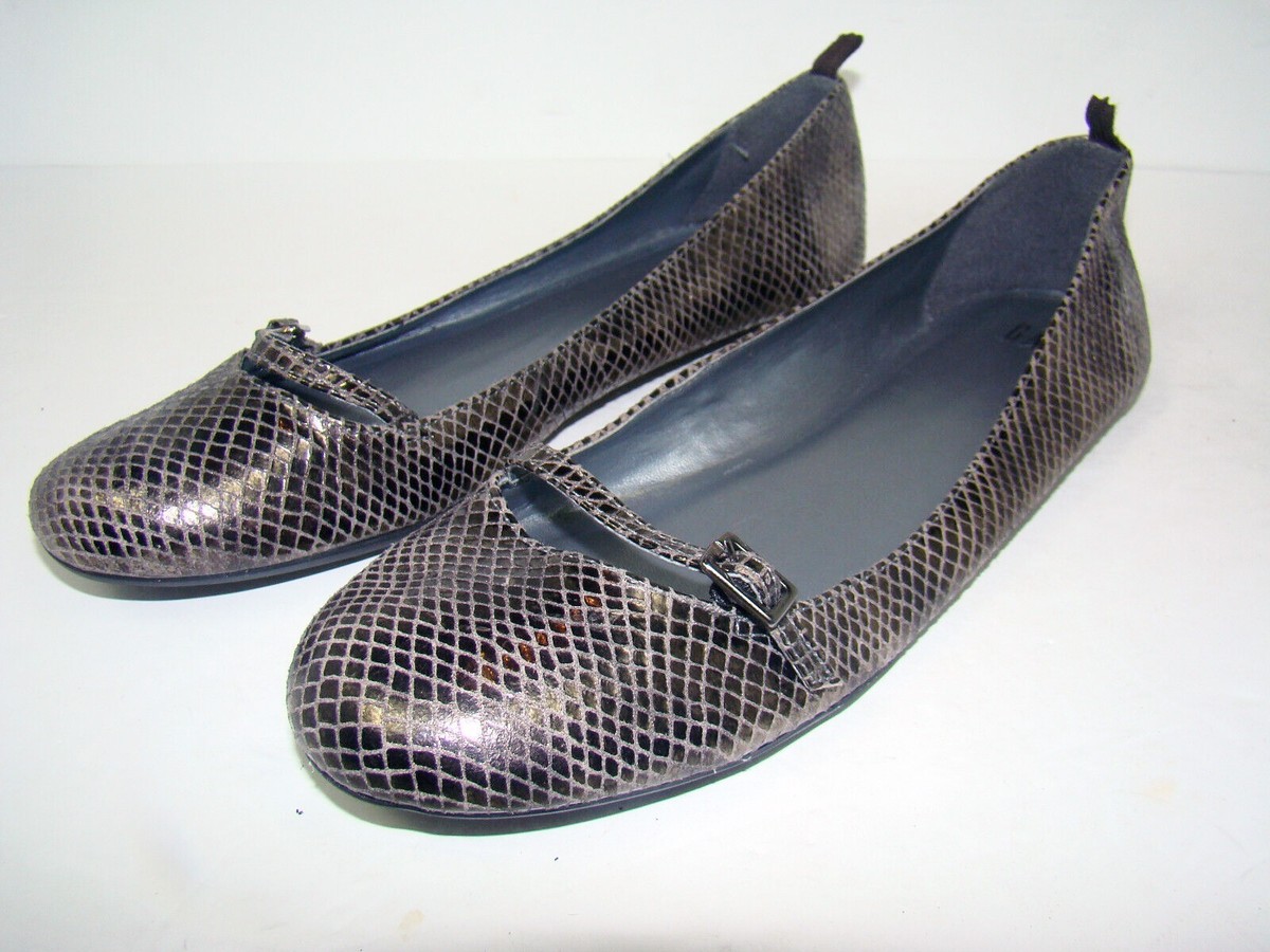 GAP Women Ballet Style Flats Mary Jane Snake Metallic Pewter Gray