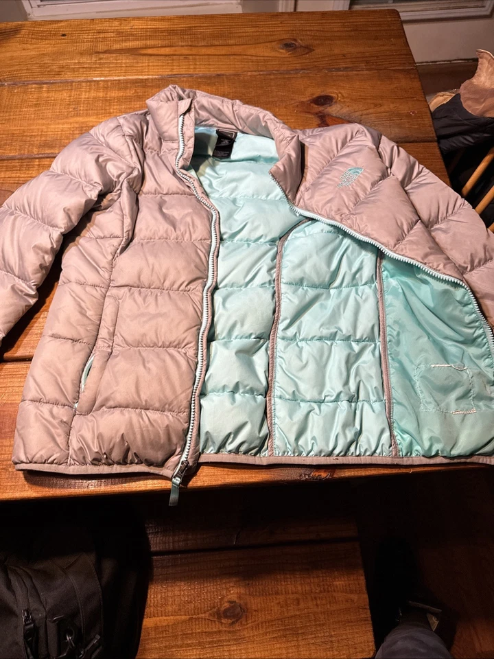 Casaco acolchoado feminino The North Face 550 14/16 - Imagem 3 de 4