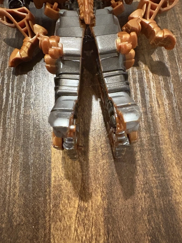 Transformers Age of Extinction: Dinobot Grimlock Damage To The Figure See Photo - Image 3 of 4