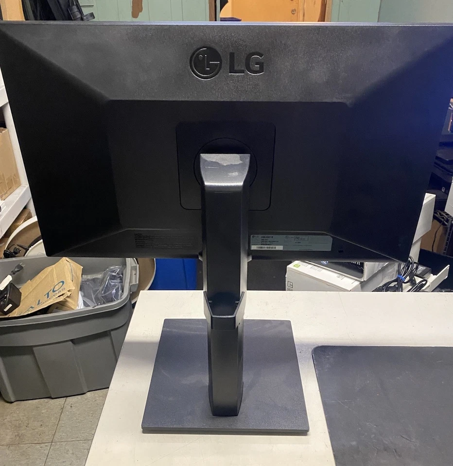 LG 24BL450Y-B 24" FHD IPS Monitor Built-in Speakers w/Adjustable Stand - Image 4 of 4