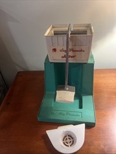 Vintage 1960  s Suzy Homemaker Juicer As Is  Needs Cleaned 