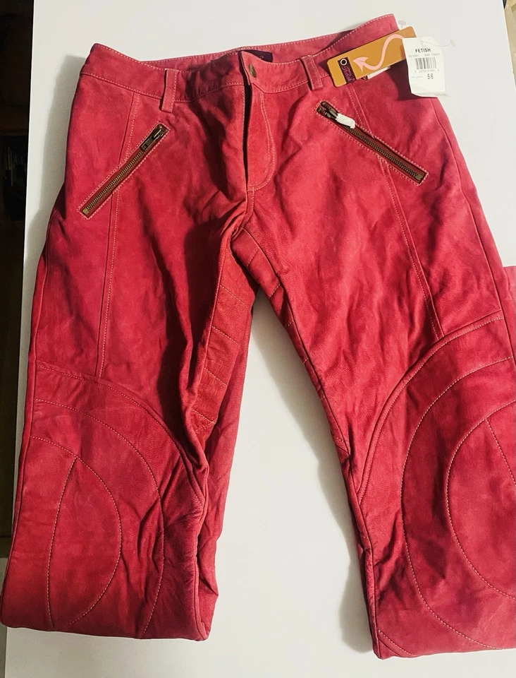 Fetish by Eve Y2K Pantalones de Motociclista de Cuero Rojo Cereza Hiphop Años 90’s -2000’s  Foto 2 de 4