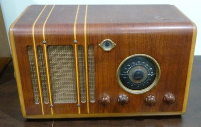 Rare Antique Wood Arvin 618A Phantom Maid Magic Eye Tube Radio Restored Working