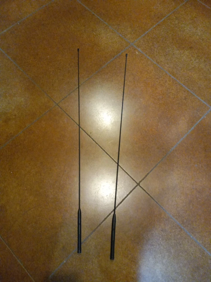 Paquete de antena larga Harley Davidson 76503-08 AM/FM y 76250-09 CB; 33 pulgadas Foto 2 de 4