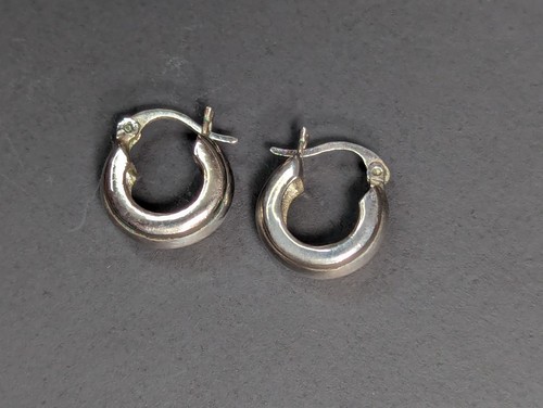 Sterling Silver Huggie Earrings Hoop Pierced 925 Thailand - Picture 22 of 24