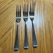3 JEFFERSON MANOR Dinner Forks Rogers Co Stainless Korea 7 1/2"