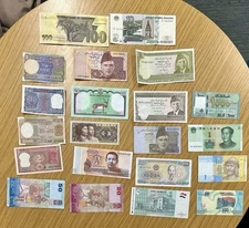 21 Different Countries Banknotes. Massage For Single Purchase