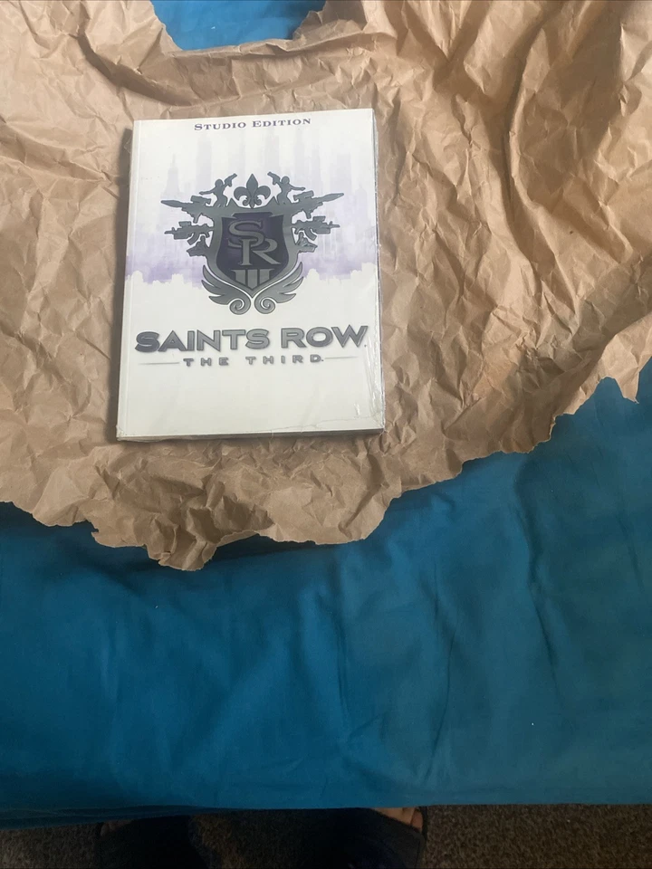 Saints Row The Third: Studio Edition Official Game Strategy Guide by Prima - Image 3 of 4