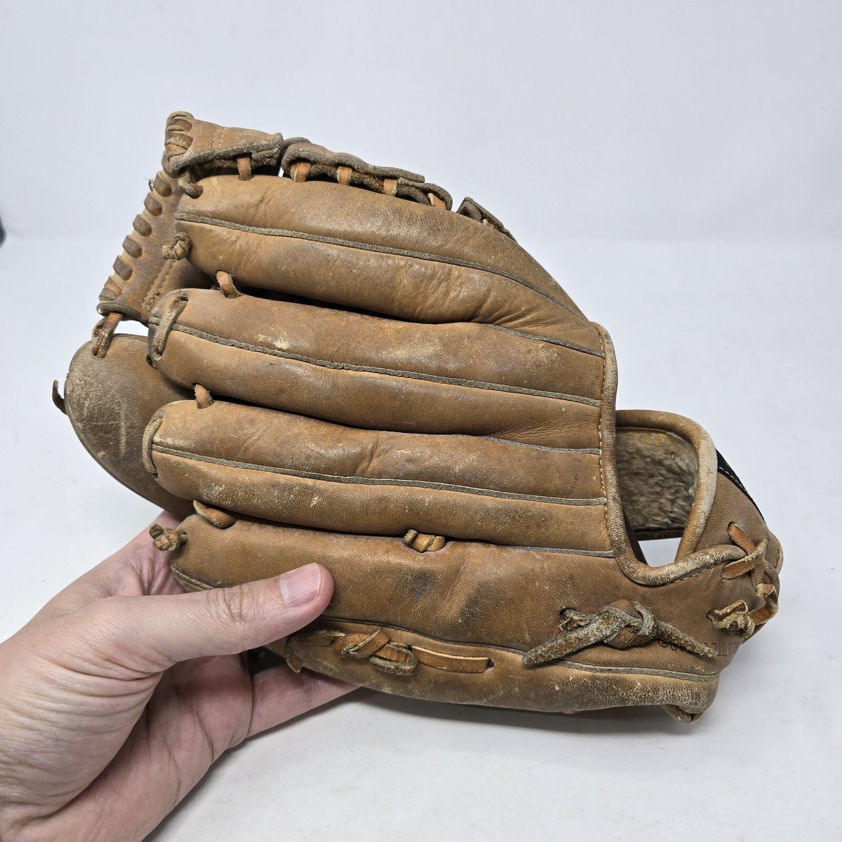 Wilson Japan A2611 Ted Sizemore Baseball Glove Infielder Broke In