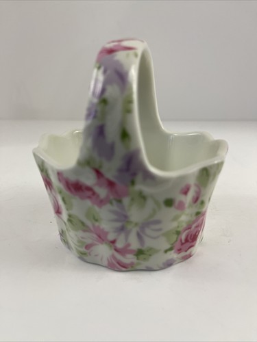Vintage Miniature Porcelain Basket with Floral Design - Foto 7 di 8