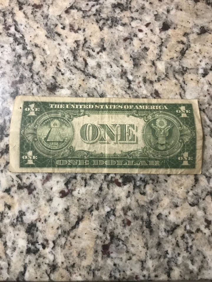 1935e RARE ERROR $1 Silver Certificate Blue Seal # 17775501 - Image 2 of 2