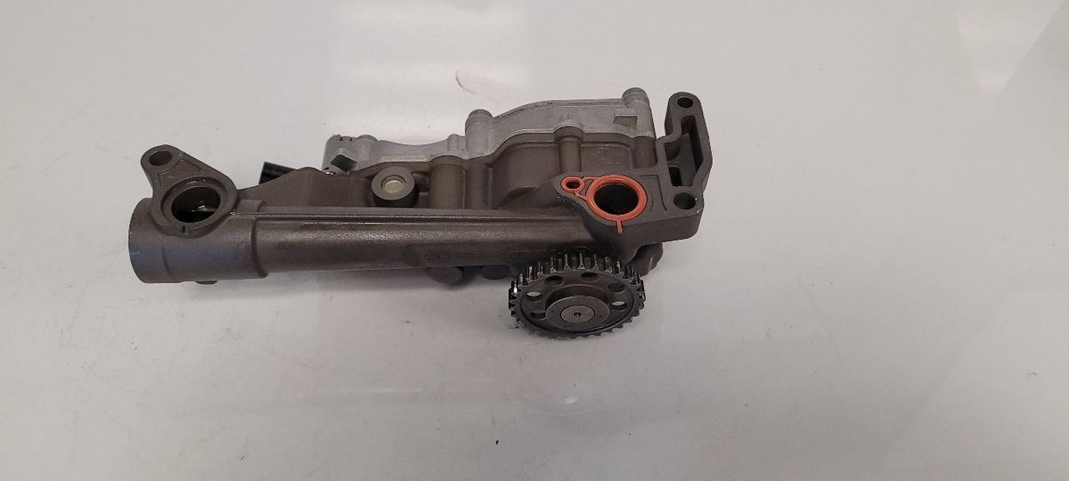 W205 W207 W213 W218 Mercedes-Benz 2.0L Turbo OIL PUMP A2741801601 