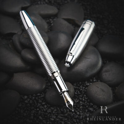 Montblnc Meisterstück Solitaire LeGrand Geometry Platinum Fountain