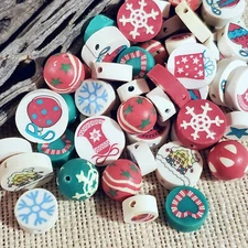 Fimo Poly Clay Christmas Red Green White Beads 10 pcs