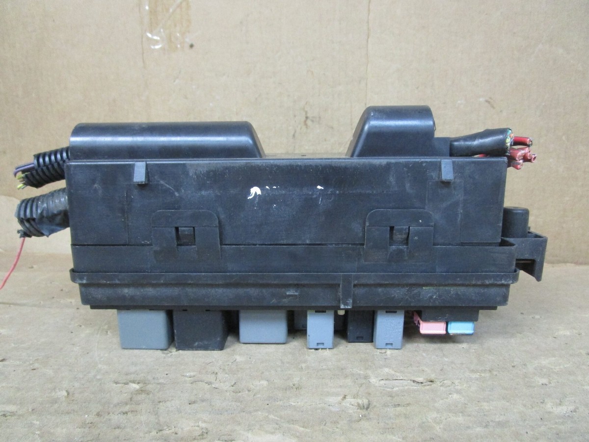 07 2007 Pontiac G6 Engine Fuse Box Relay Junction Block 07 2007 Pontiac G6 Engine Fuse Box Relay Junction Block