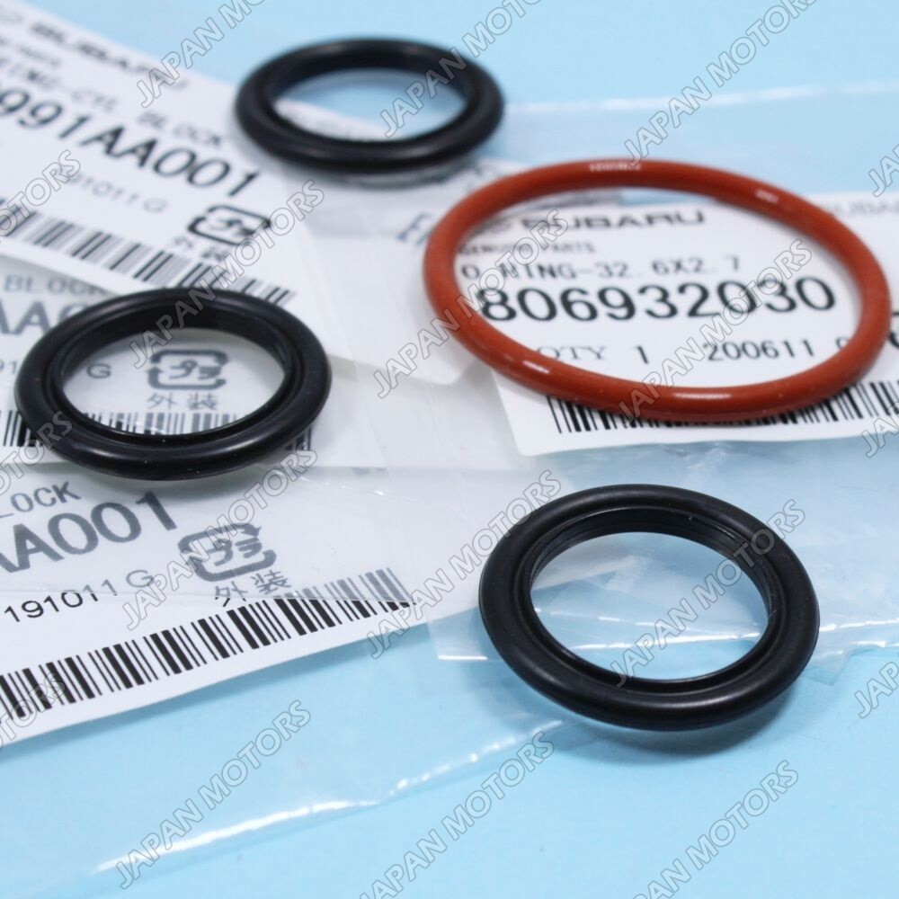 特級含め計２本 OLD FORESTER バーボン ４３％ 箱付属品無し GENUINE SUBARU IMPREZA WRX STi FORESTER Block Half O Rings