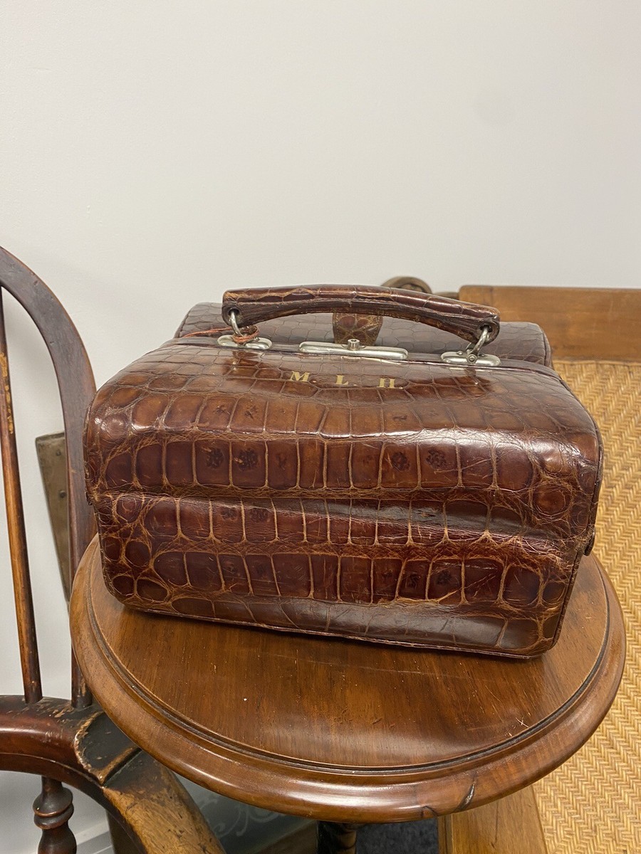 Vintage gladstone online bags for sale
