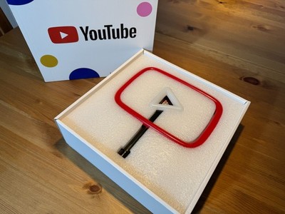 Offizielles YouTube Neonschild - auf 1000 Stück limitiert - für Streamer, Twitch