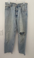 Zara Light Wash Distressed Straight Leg Jeans Size 12 / EUR 44 Raw Hem Buttonfly
