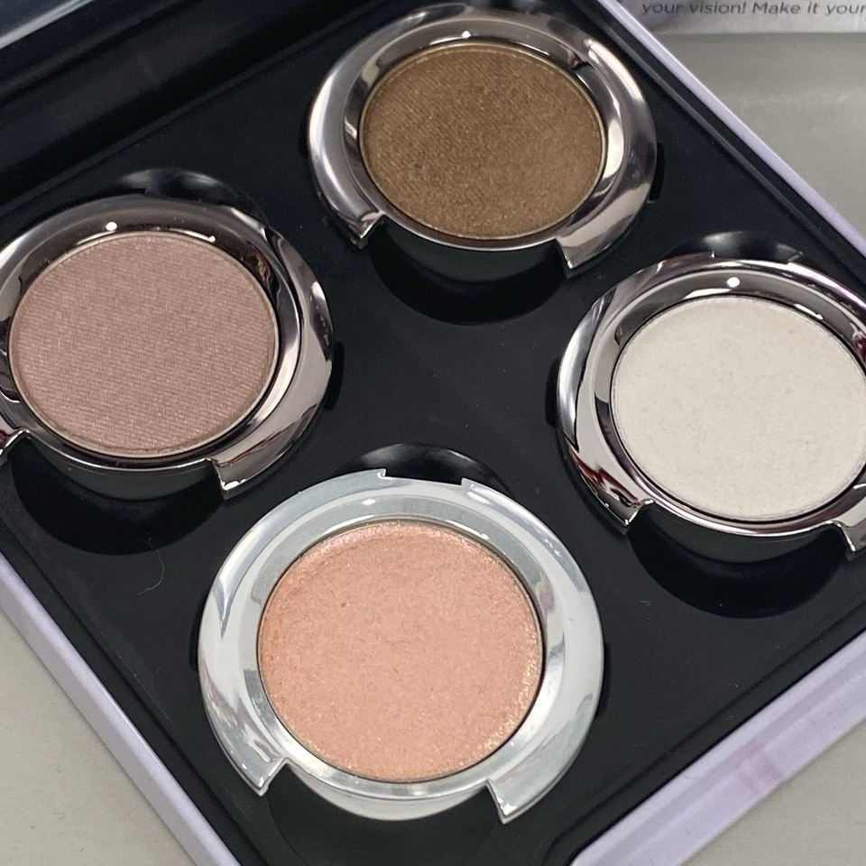 Corazón compacto recargable Urban Decay con raya de carretera Specter Smog sin aliento Foto 2 de 4