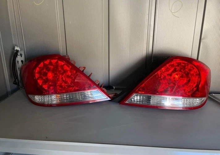 2005 - 2008 Acura RL OEM Used Tail Lights - Image 2 of 2