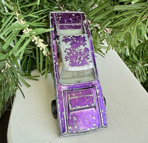 Hot Wheels Redline 1969 Custom Dodge Charger US Purple Mopar Casting White Int.