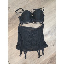 Victoria's Secret Black Lace Cage Bra and Garter Belt Lingerie Set Underwire Set