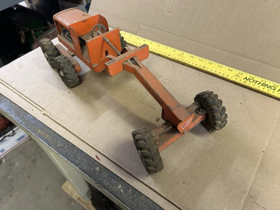 Ny-Lint 1950s/1960s Vintage Road Grader Pressed Steel Construction Toy, 19" - Image 4 of 4