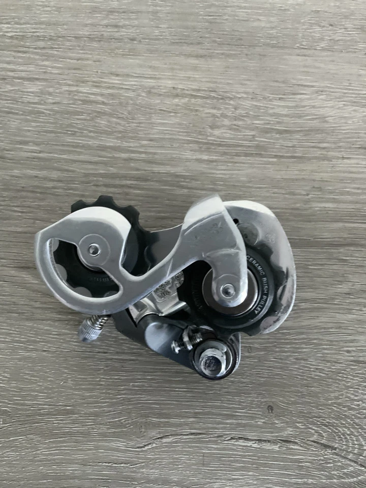 SHIMANO 600 ULTEGRA REAR DERAILLEUR 6400 6 OR 7 SPEED - Image 4 of 4
