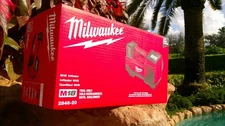 Milwaukee Compact Cordless Inflator 18 Volt M18 2848-20 (Bare Tool)