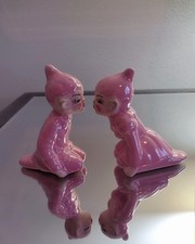 2 Vtg Gilner Pottery Pixie Elves Rare Pink Kissing Kneeling Male Female Couple 