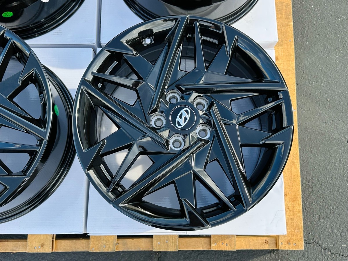 4 NEW 18