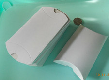24 White Pillow Boxes