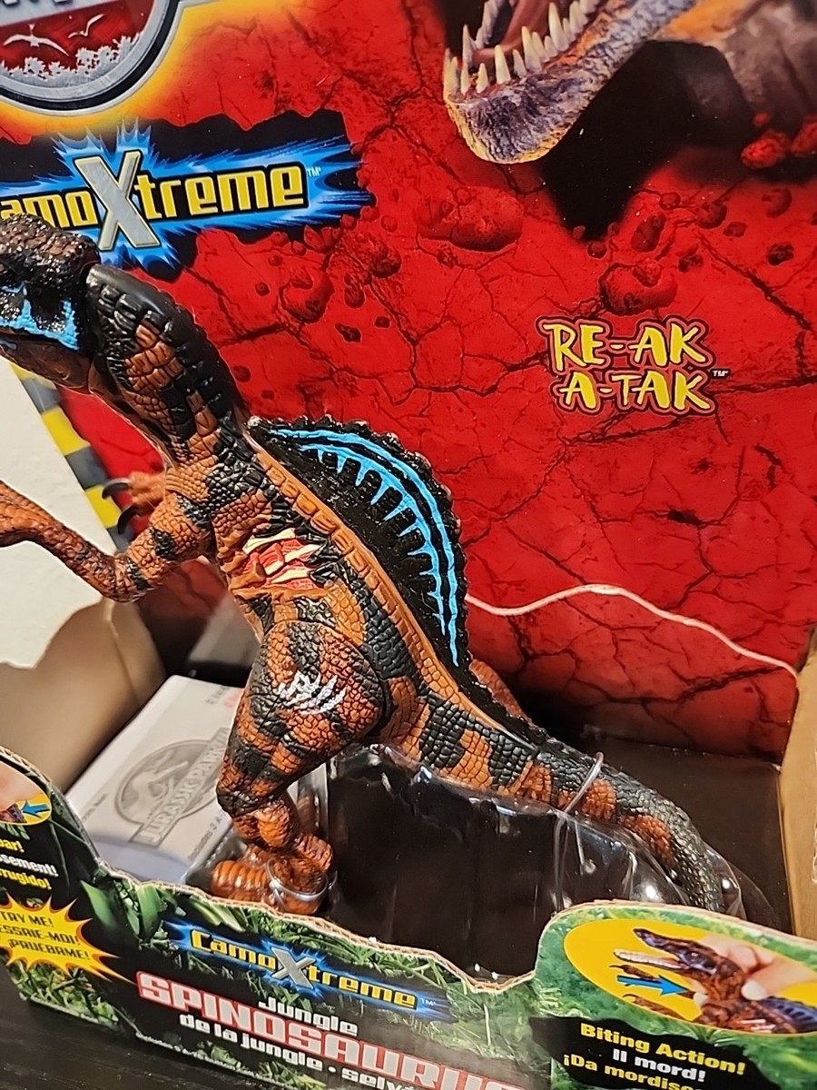Vintage Hasbro Jurassic Park 3 III Jungle Spinosaurus New 2001