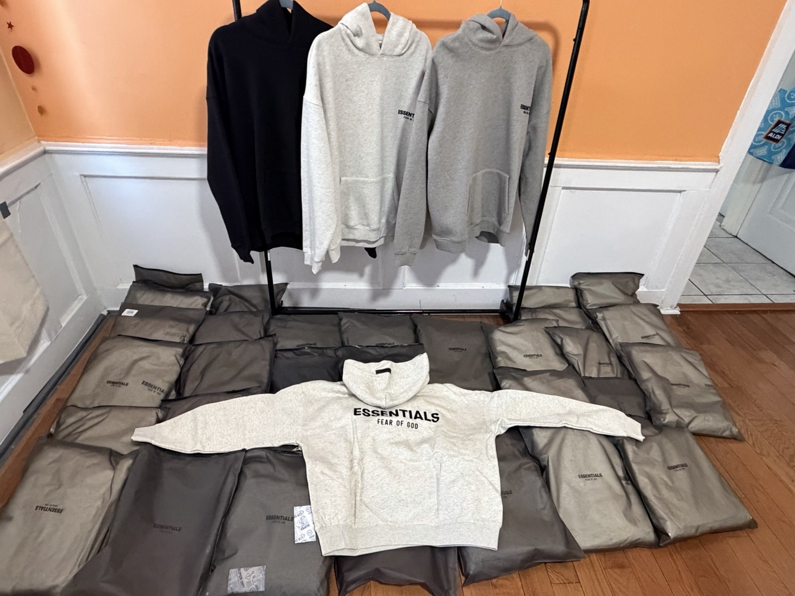 Essentials Fear of God Men's Pullover Fleece Hoodie size XXL