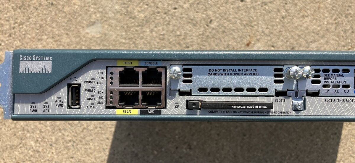 CISCO Systems 2801 Router CISCO2801 with 2 T1 DSU/CSU WIC CISCO Systems 2801 Router CISCO2801 with 2 T1 DSU/CSU WIC