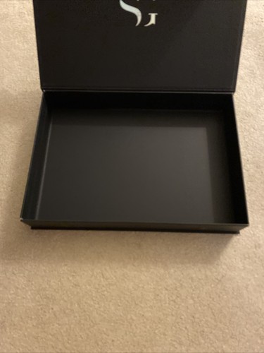 Stephanie Gottlieb New York Jewelry Gift Box - Picture 9 of 9
