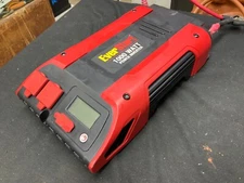 EverStart 1000 Watt Power Inverter with USB (PC1000E) in Red and Black