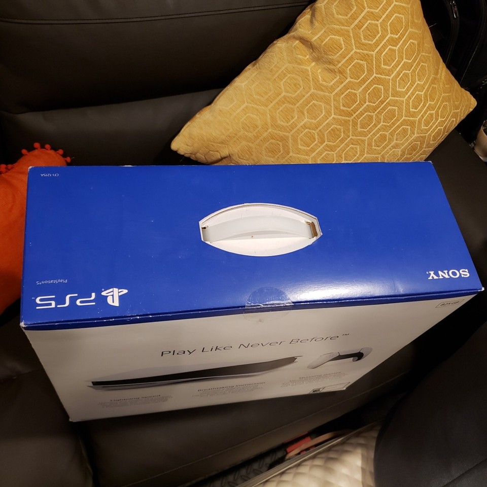 PS5 BluRay Disc Edition Console NEW CFI1215A 2022 Firmware Model