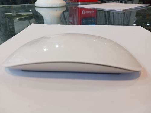 APPLE MAGIC MOUSE MODEL A1657 WHITE | FOR PARTS OR NOT WORKING - Picture 8 of 20