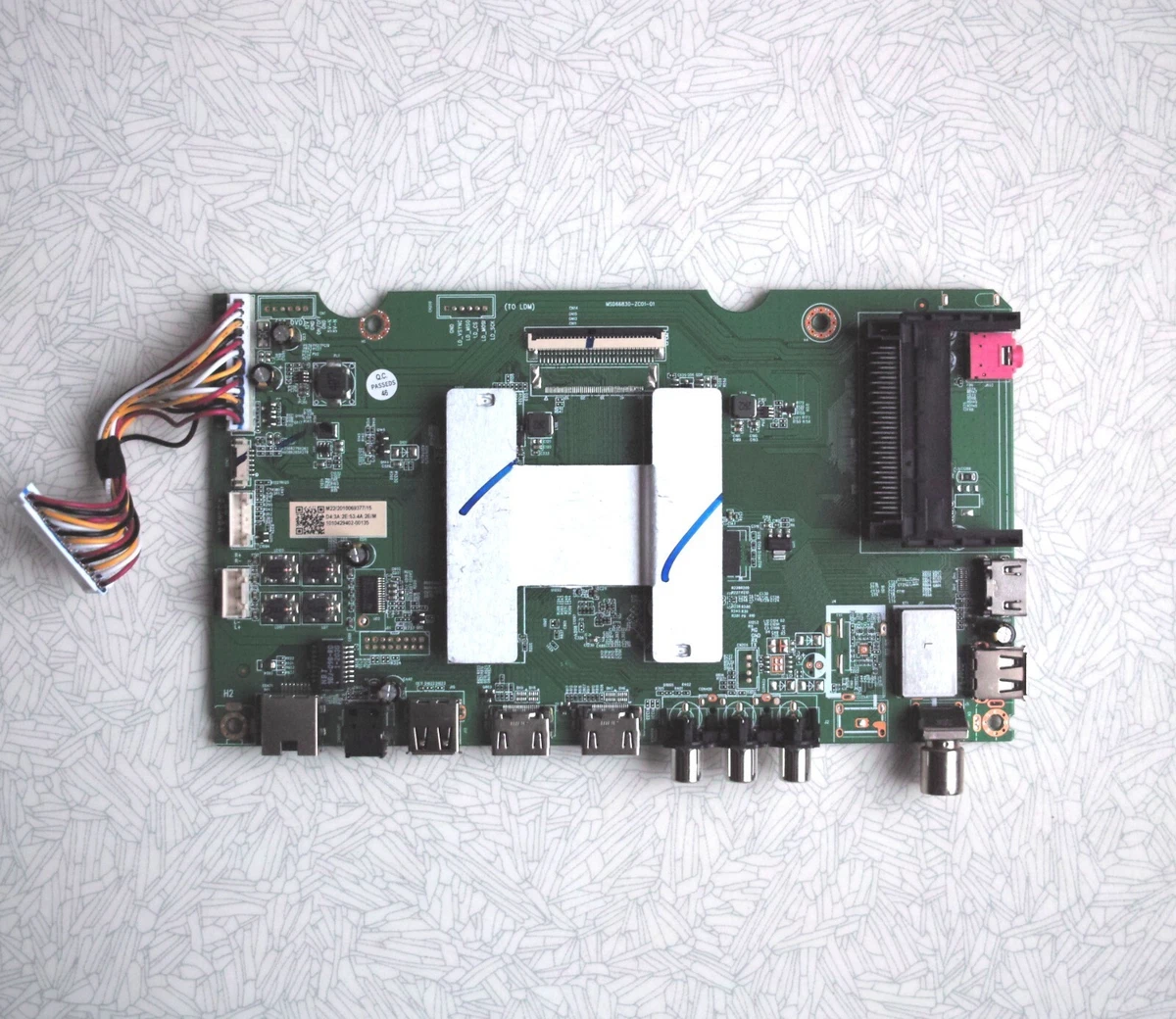 Carte Mère JVC 42HG82U (compatible / Occasion) – Pièce Détachée TV