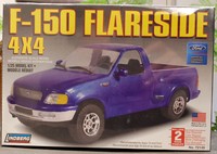1996 - 2004 Ford F 150 Flareside 4X4 Pickup 1:24 Lindberg 72149