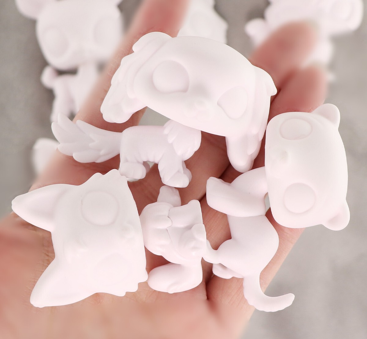 8pcs LPS Blank White Bases Fox Wolf Cat Deer Chihuahua Ferret King