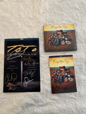Toto - Steve Lukather signed card and David Paich Signed CD Toto - Steve Lukather signed card and David Paich Signed CD